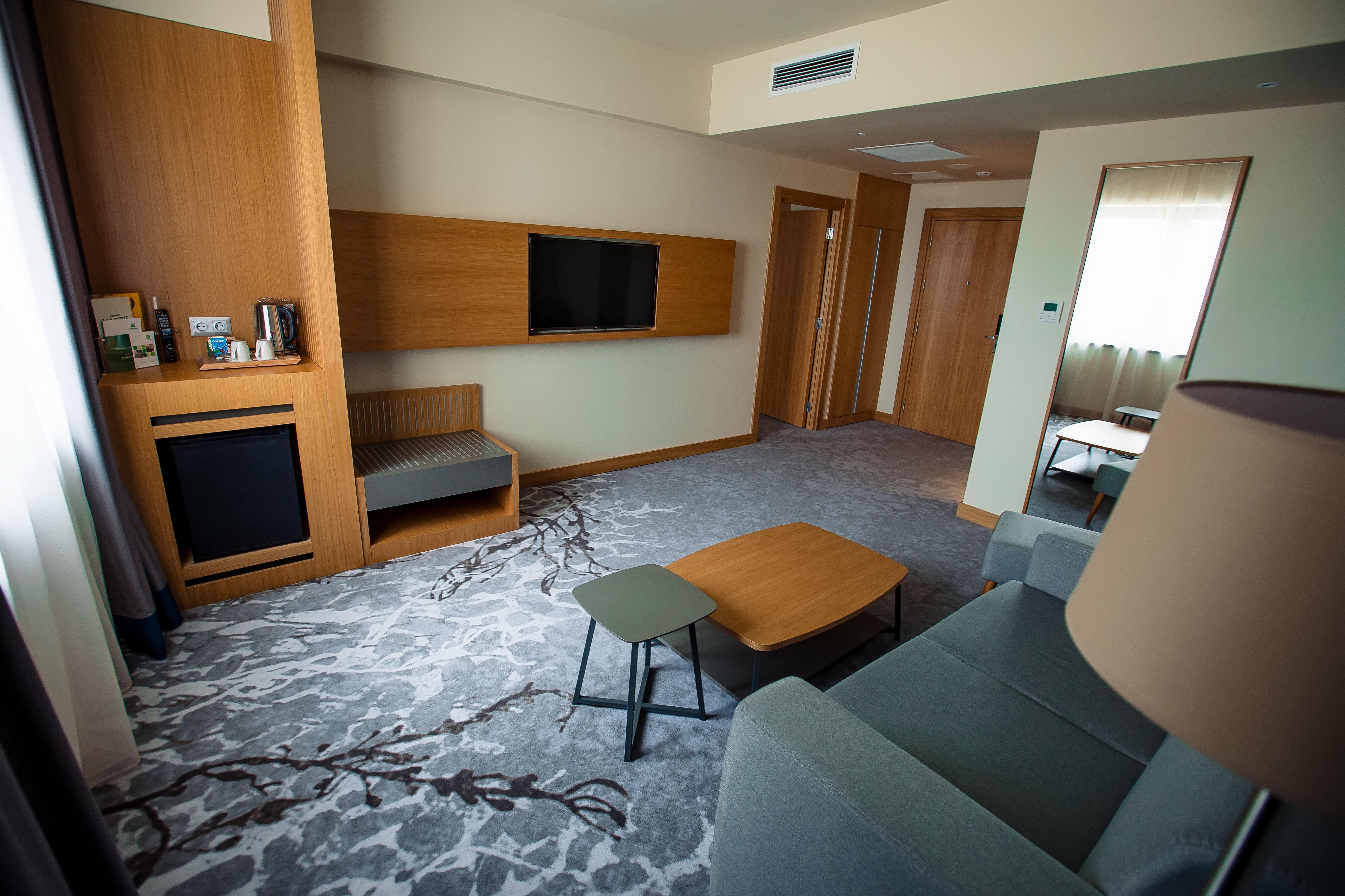 Holiday Inn - Aktau - Seaside By Ihg Exterior photo