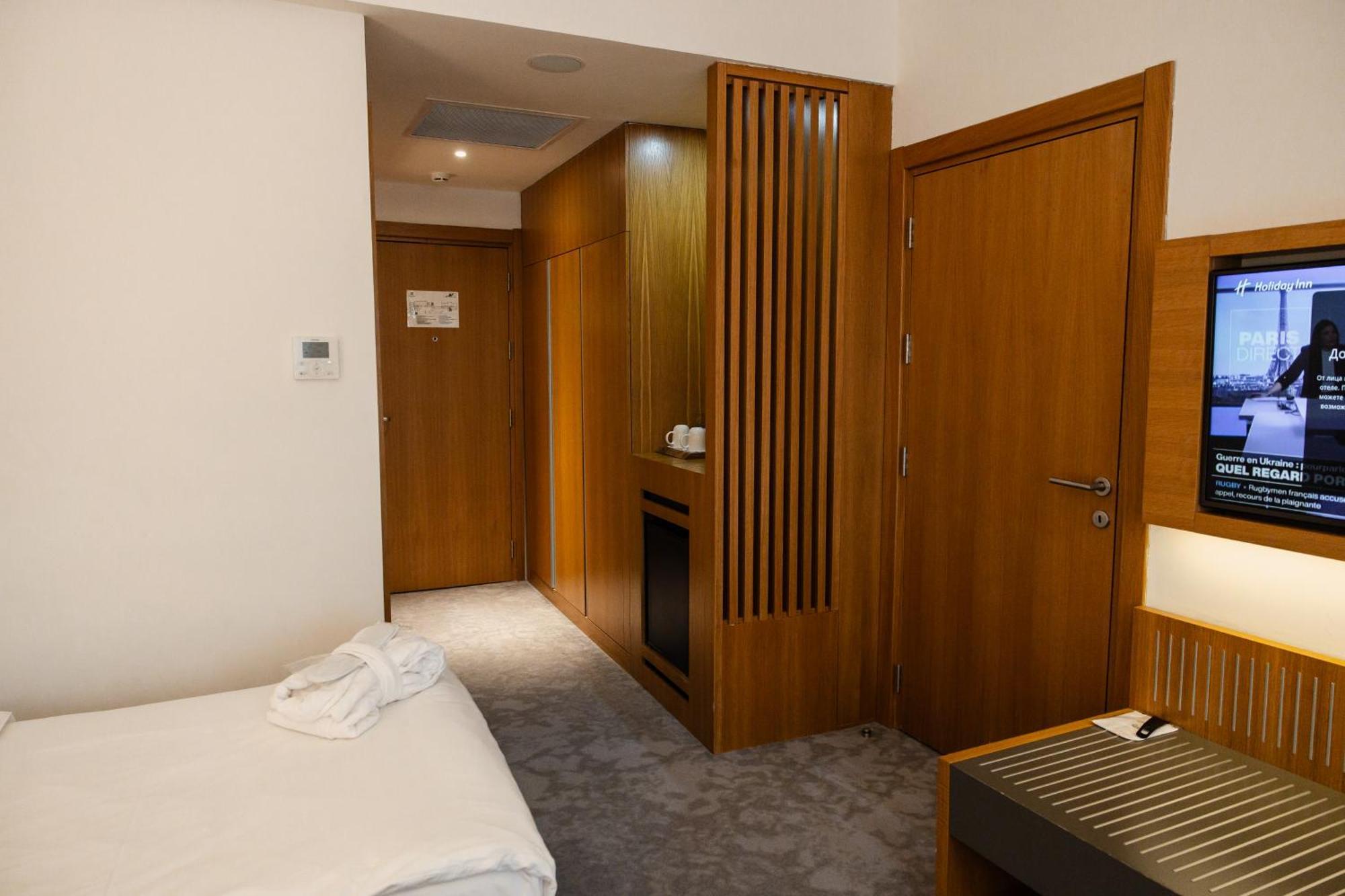 Holiday Inn - Aktau - Seaside By Ihg Exterior photo