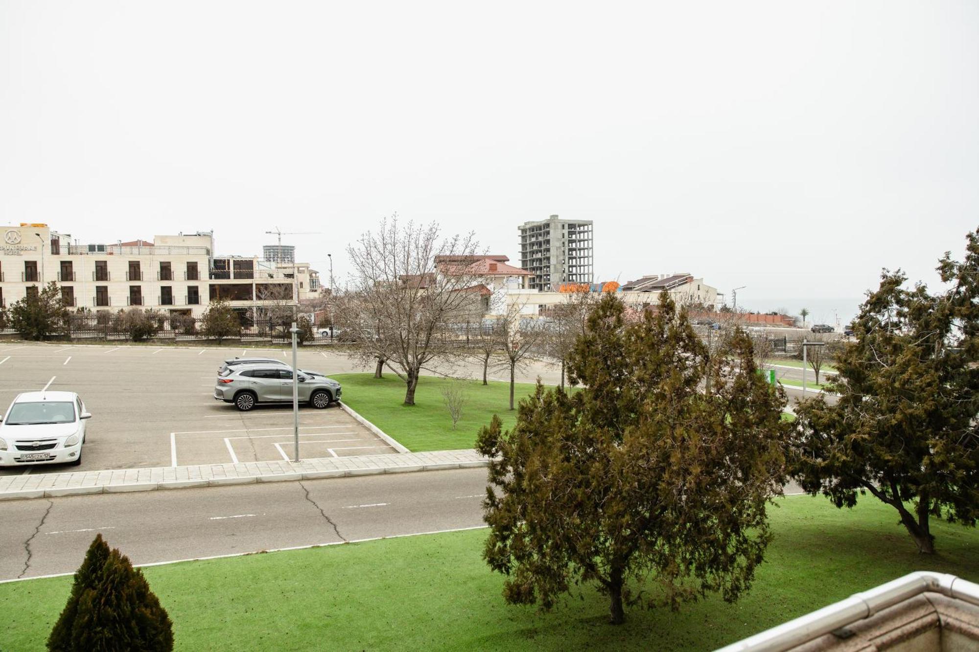 Holiday Inn - Aktau - Seaside By Ihg Exterior photo